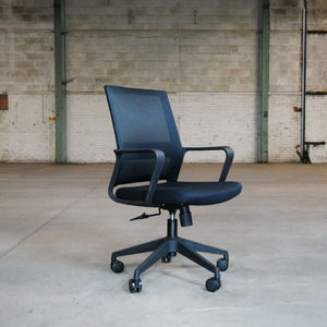 Formetiq Oslo Operator Chair - lifestyle