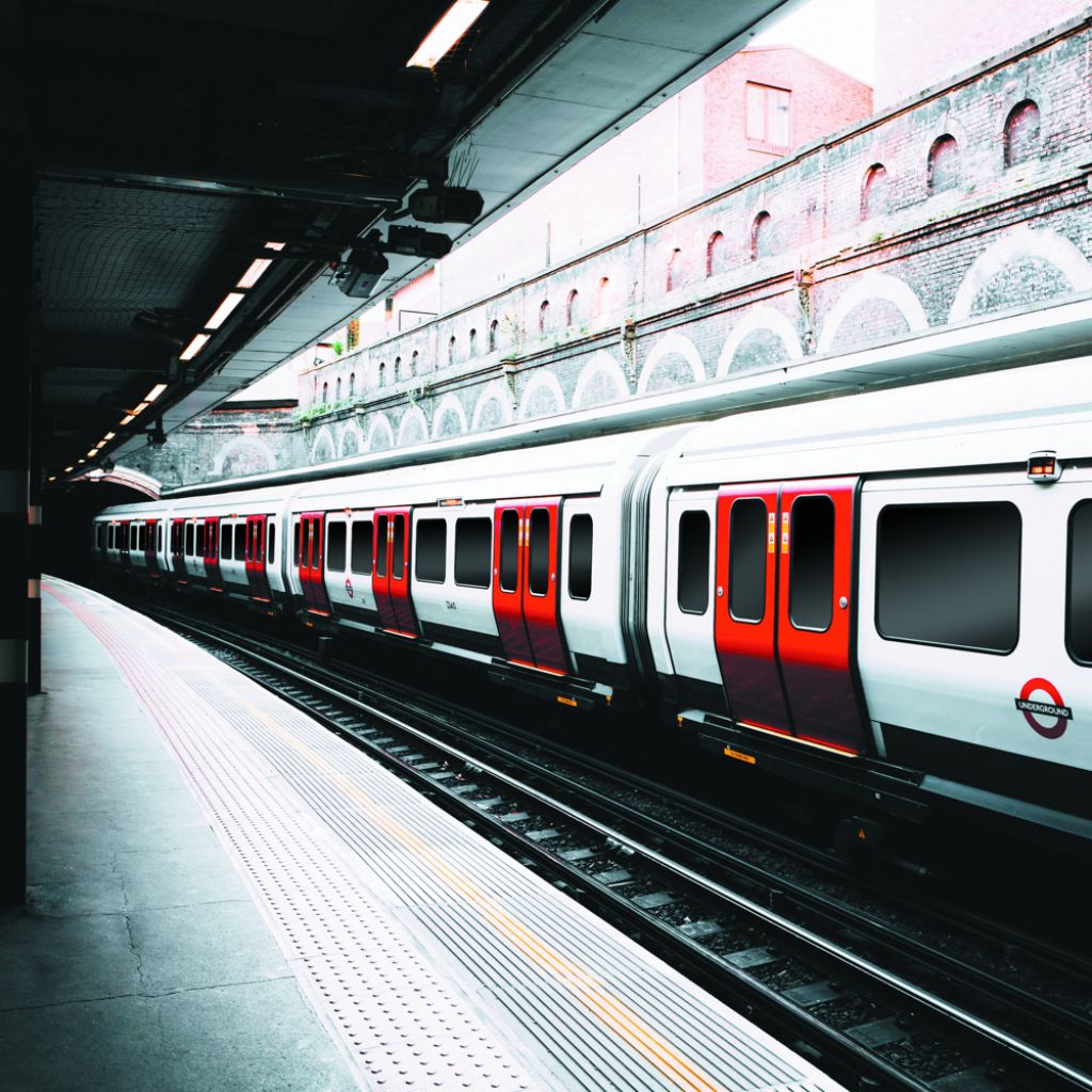 Infrared Picture Heater with Wifi Control - London Underground